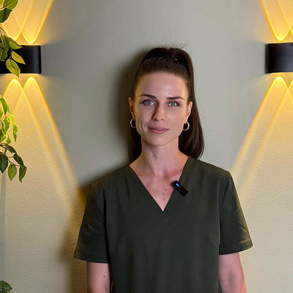 Яна Величко